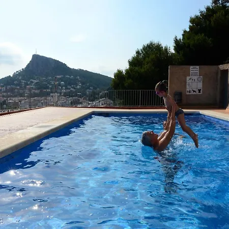 公寓 In Spain By The & Pool